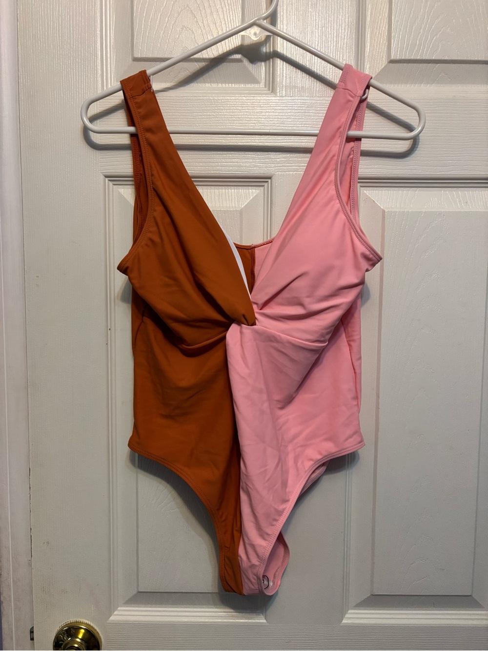 Women’s Two-Tone One-Piece Swimsuit - Pink & Rust XL